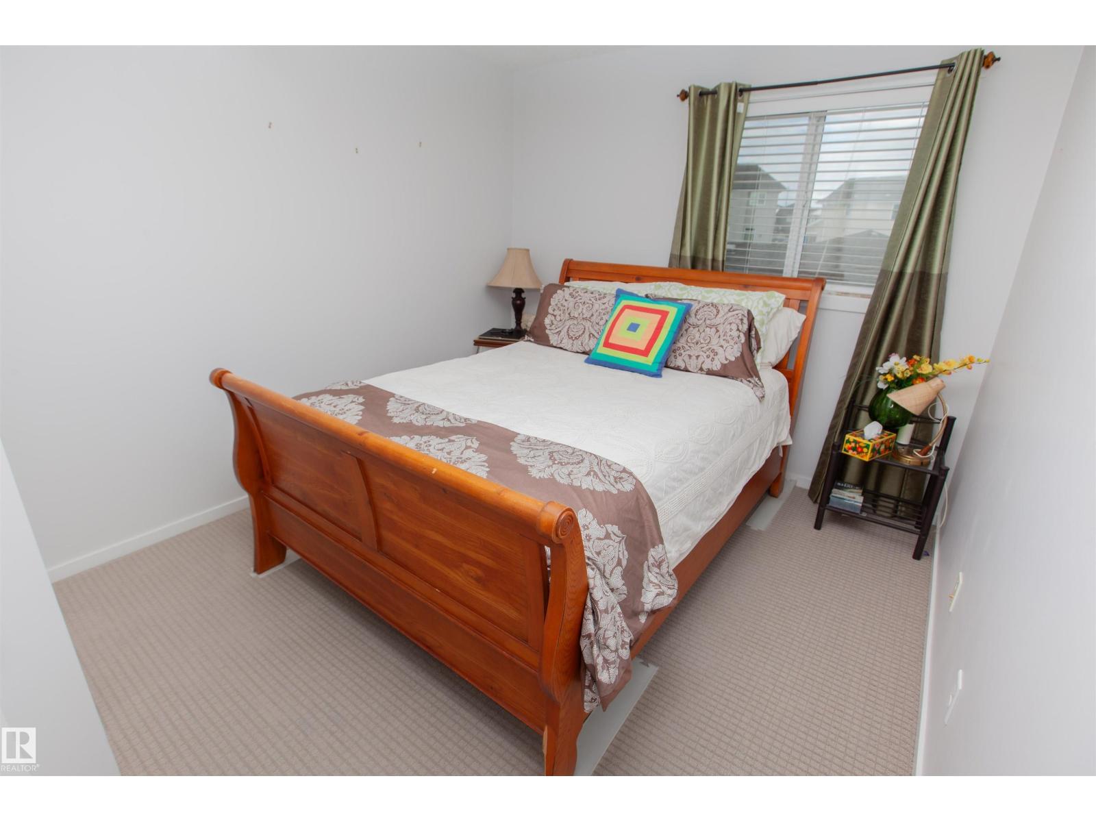2902 MAPLE WY NW, Edmonton