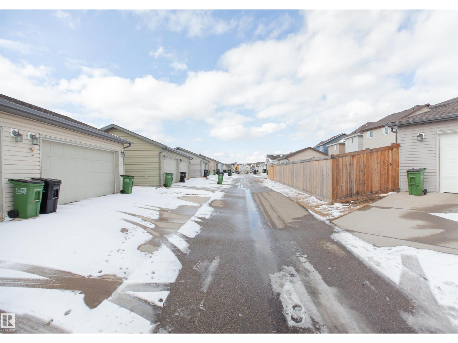 2902 MAPLE WY NW, Edmonton