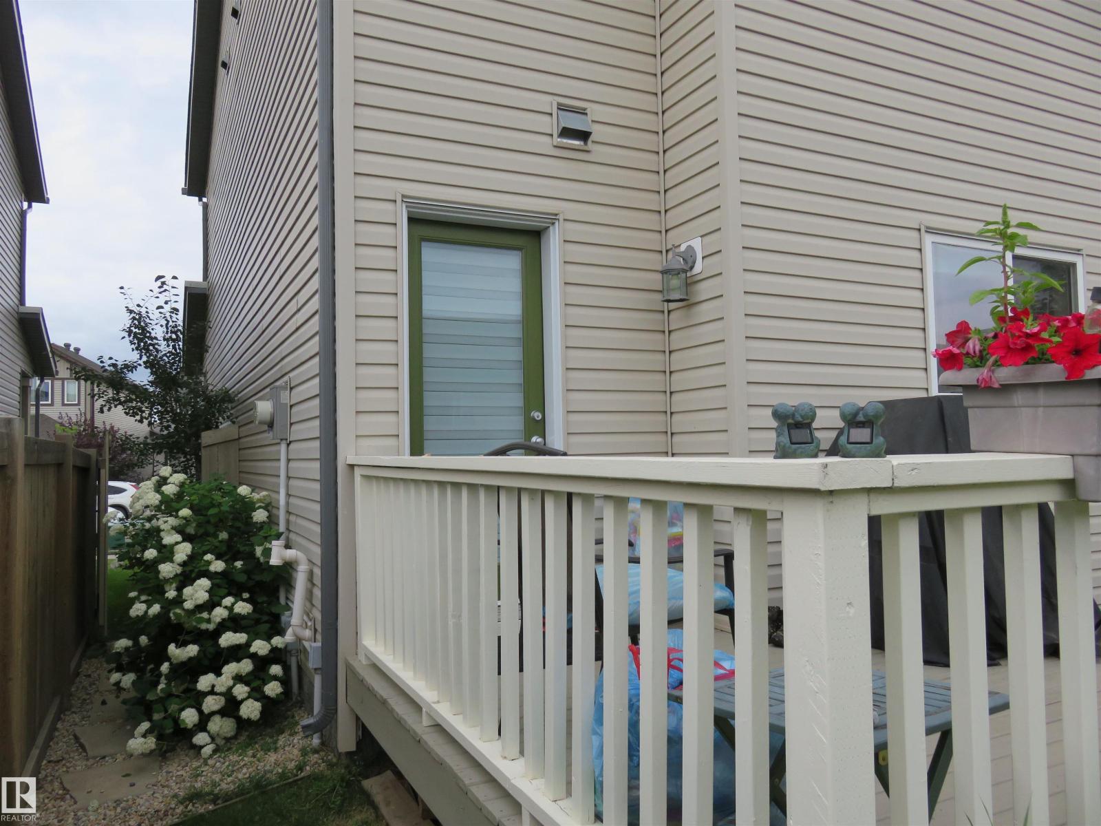 2902 MAPLE WY NW, Edmonton