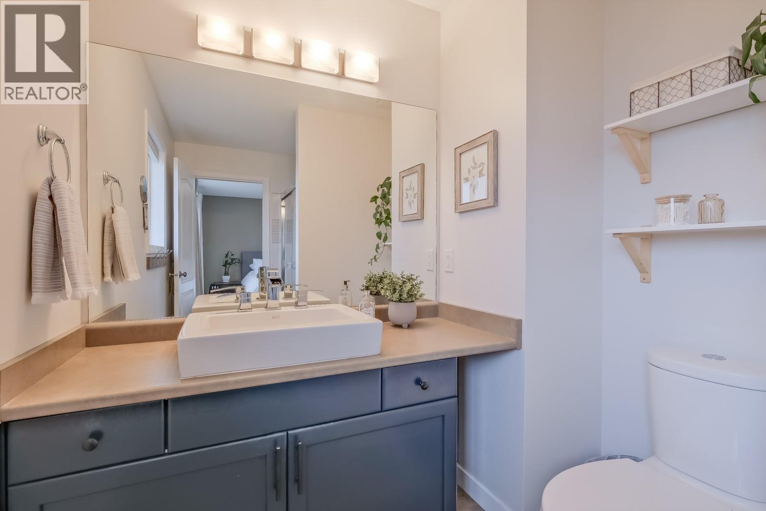  1509 Feedham Avenue, Kelowna