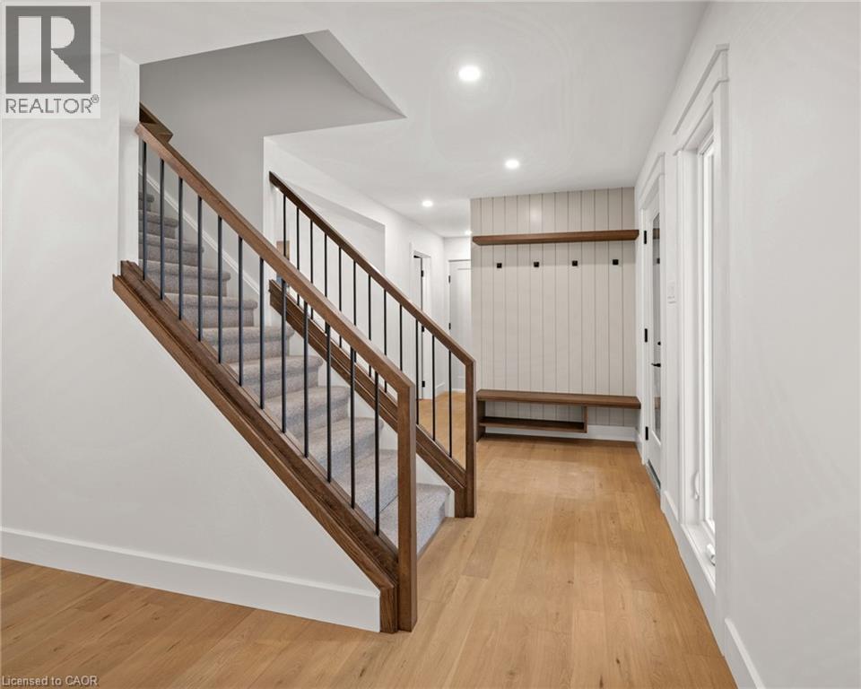 361 COLERIDGE Place, Waterloo, Ontario, N2L2V7 — Photo 7
