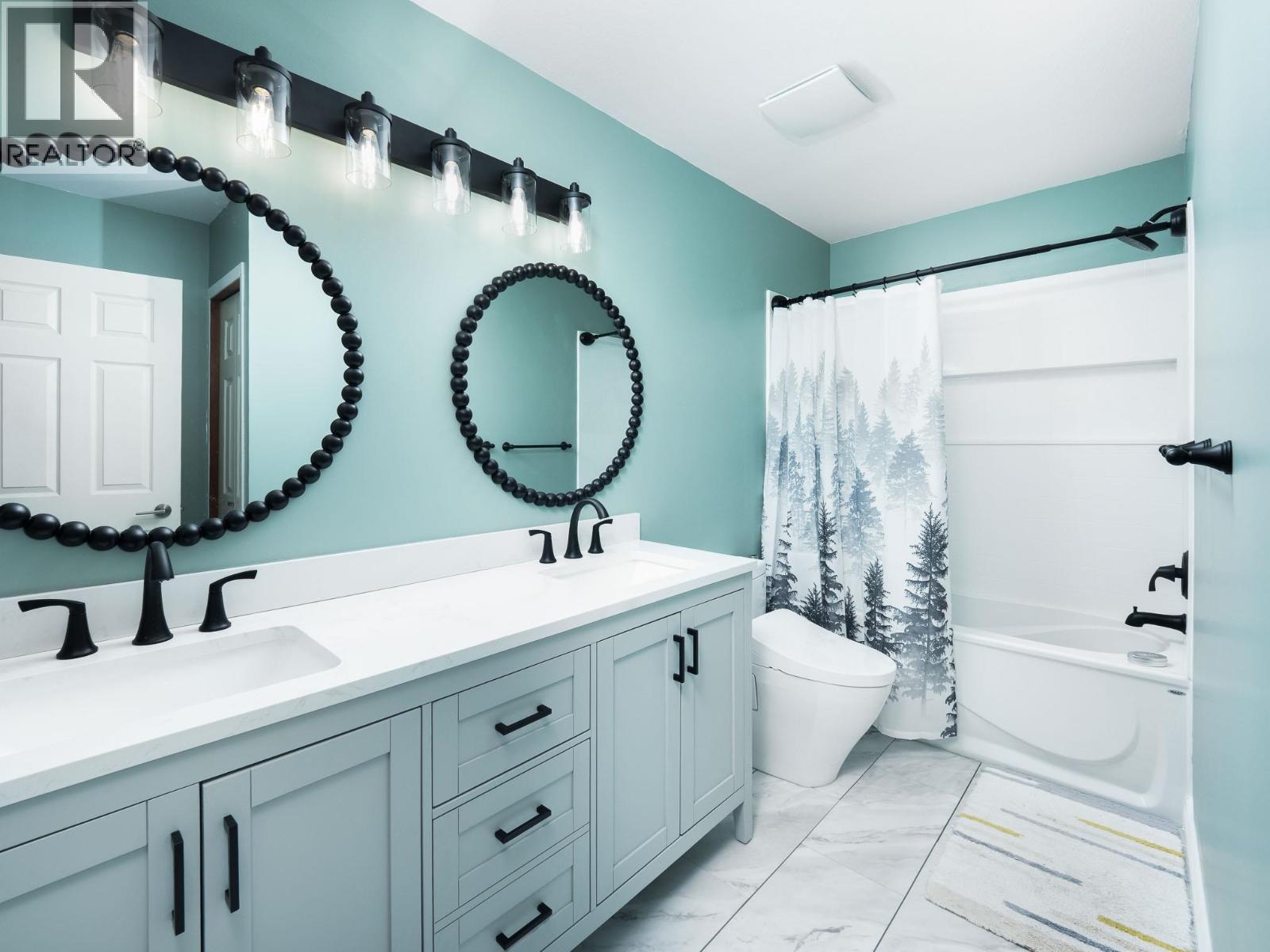 Photo 10 of 40 — 2205 CARLISLE PLACE · Prince George, BC