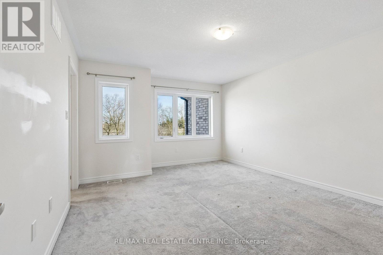 #52 166 DEERPATH DRIVE - 27