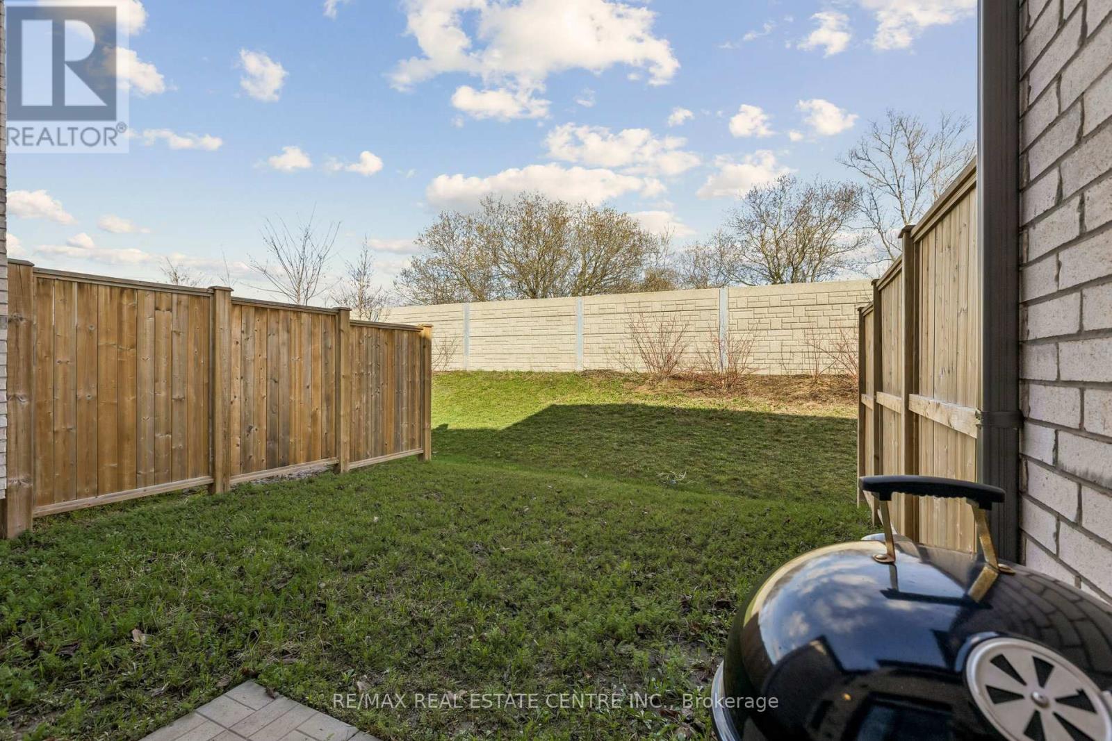 #52 166 DEERPATH DRIVE - 41