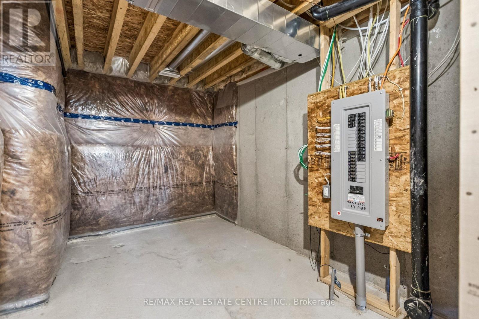 #52 166 DEERPATH DRIVE - 49