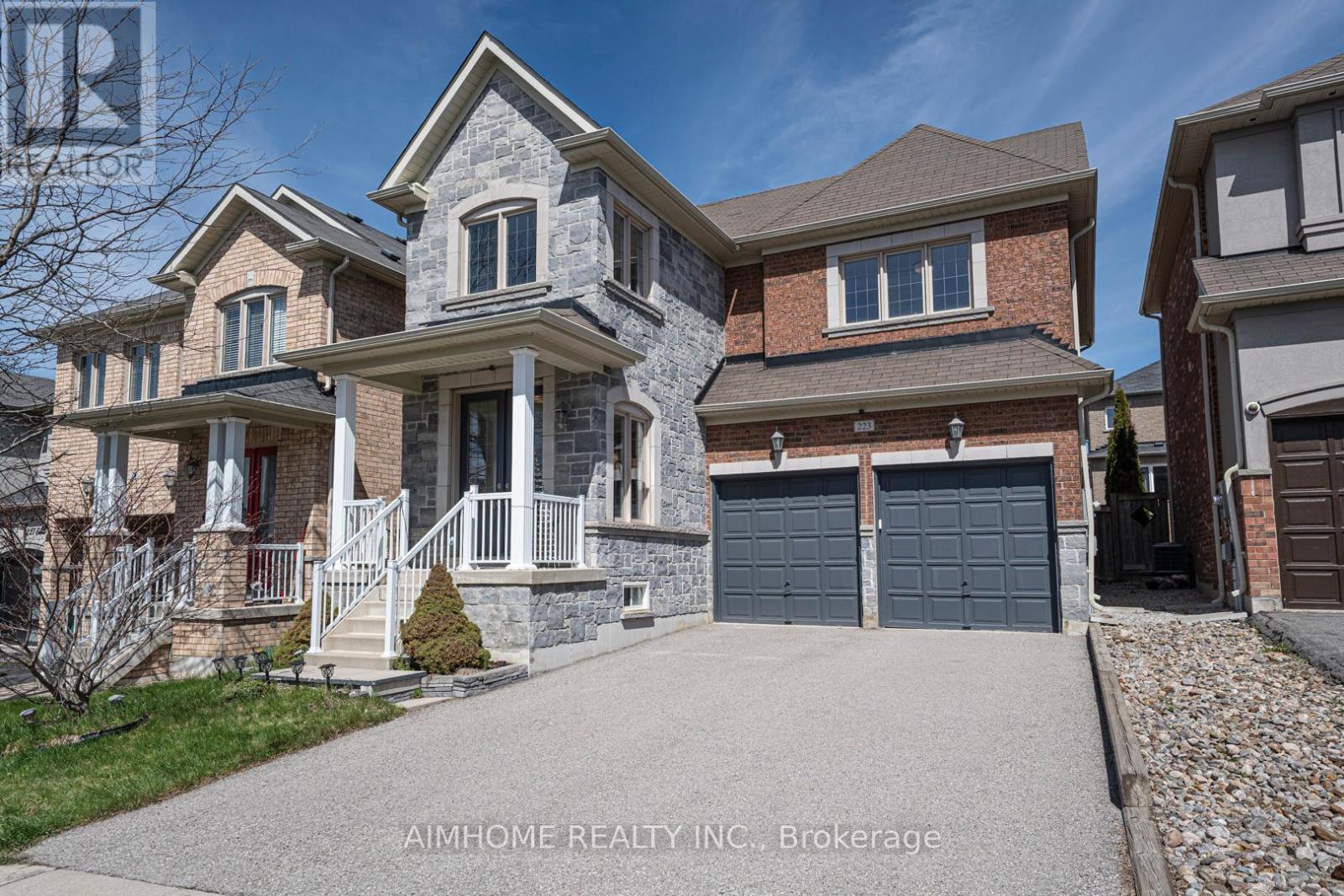 223 EMMA BROADBENT COURT - 2