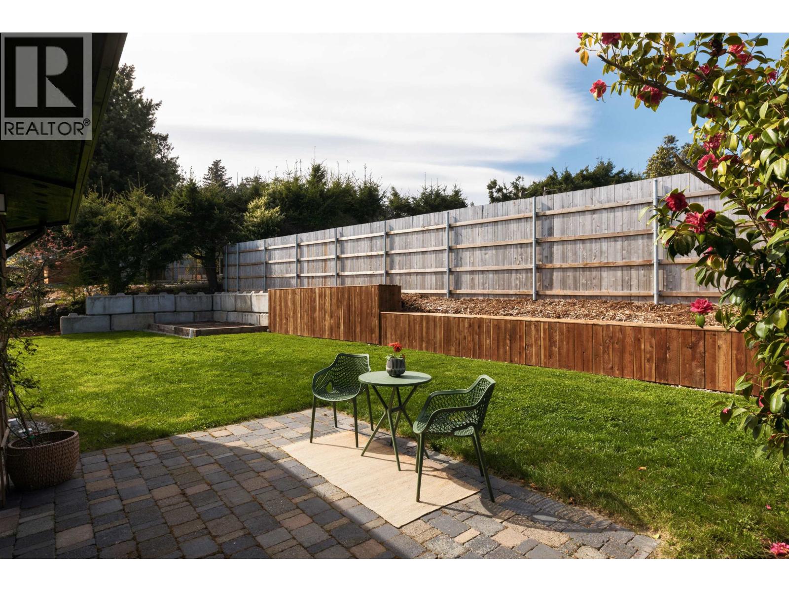 127 MAHAN ROAD, Gibsons