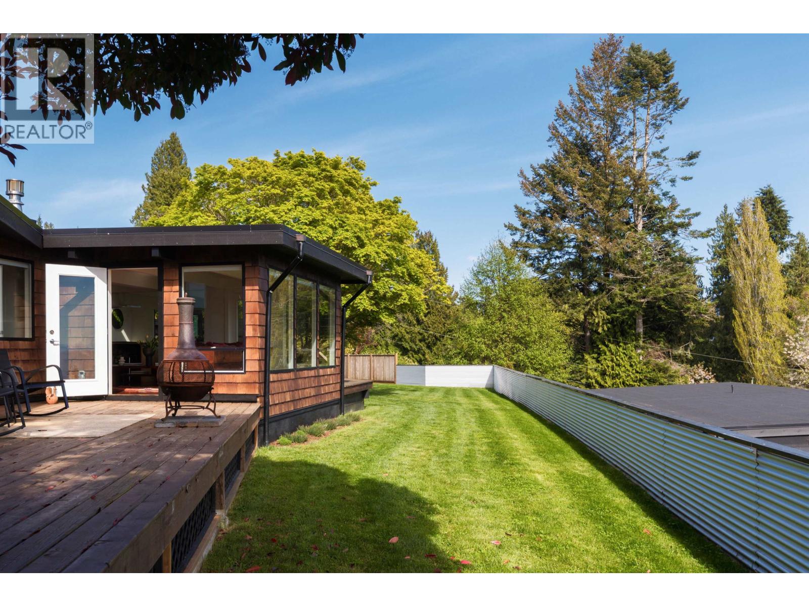 127 MAHAN ROAD, Gibsons