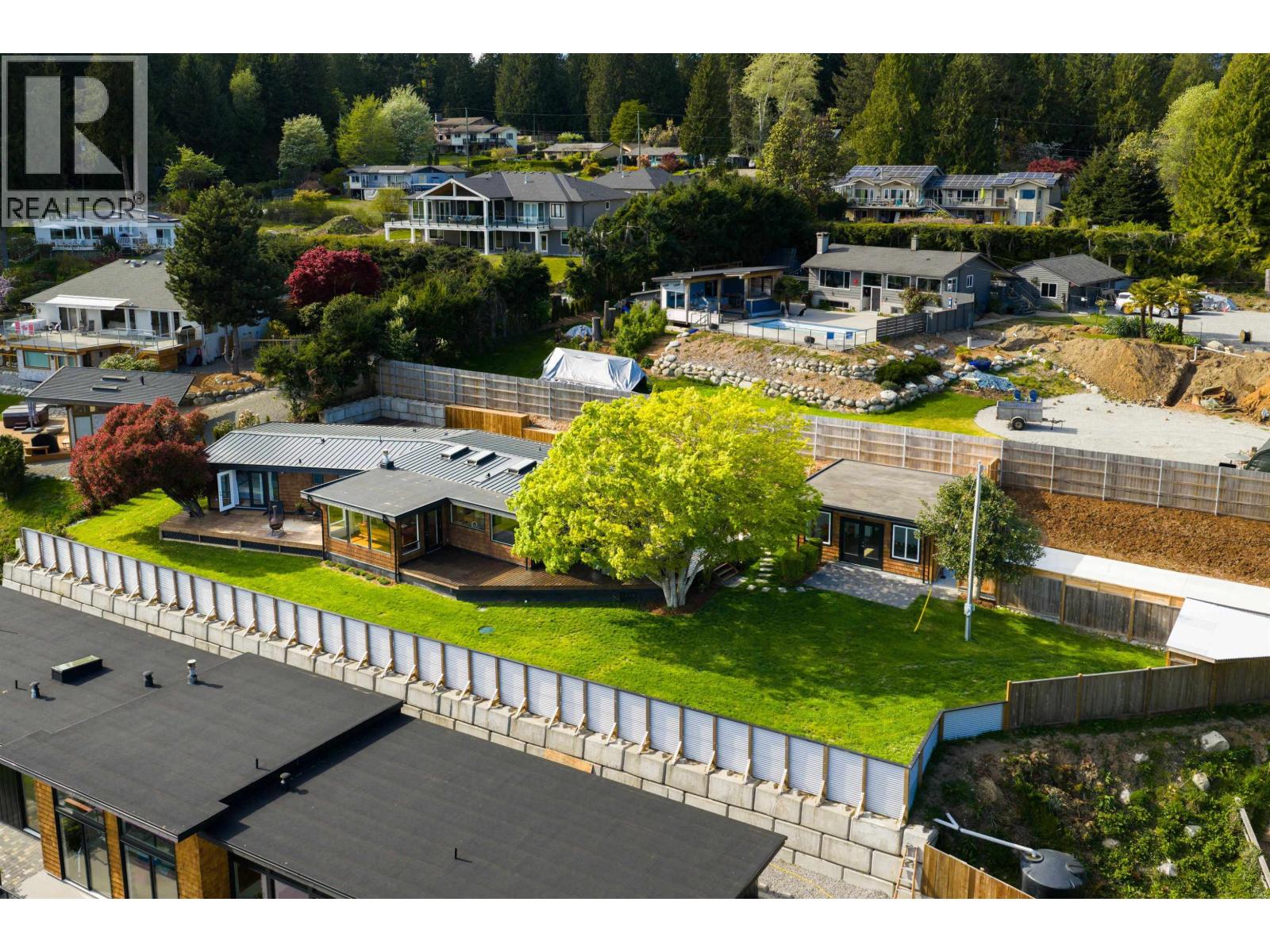 127 MAHAN ROAD, Gibsons