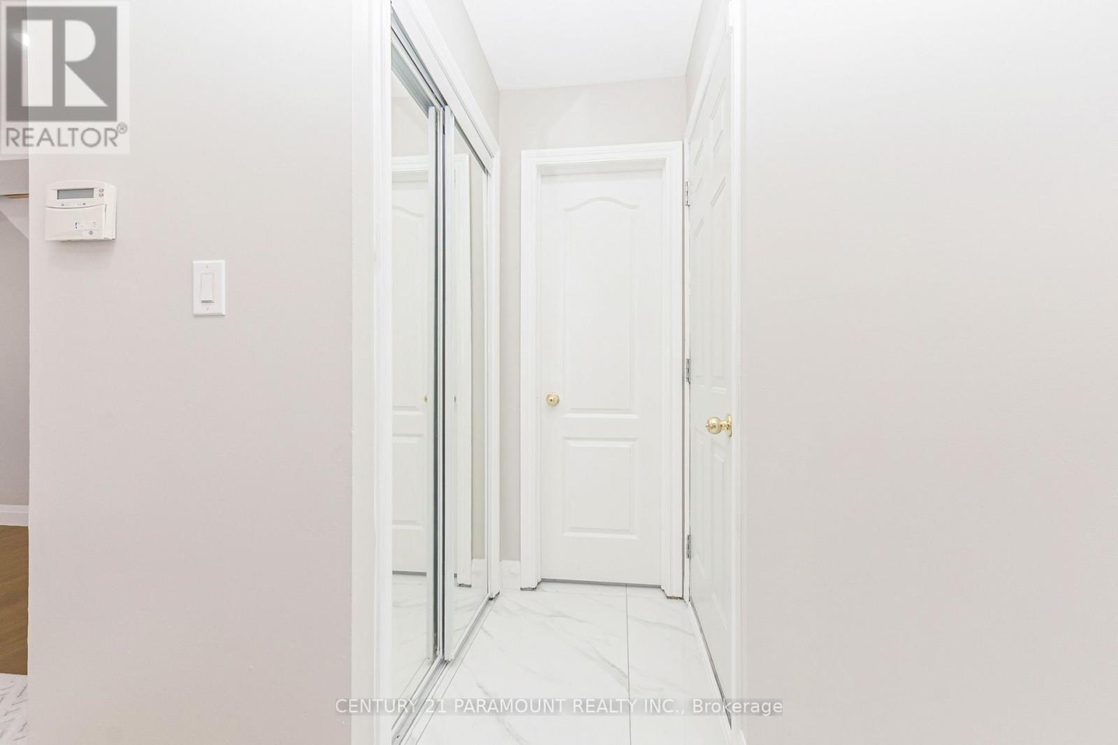641 MACBETH HEIGHTS - 45