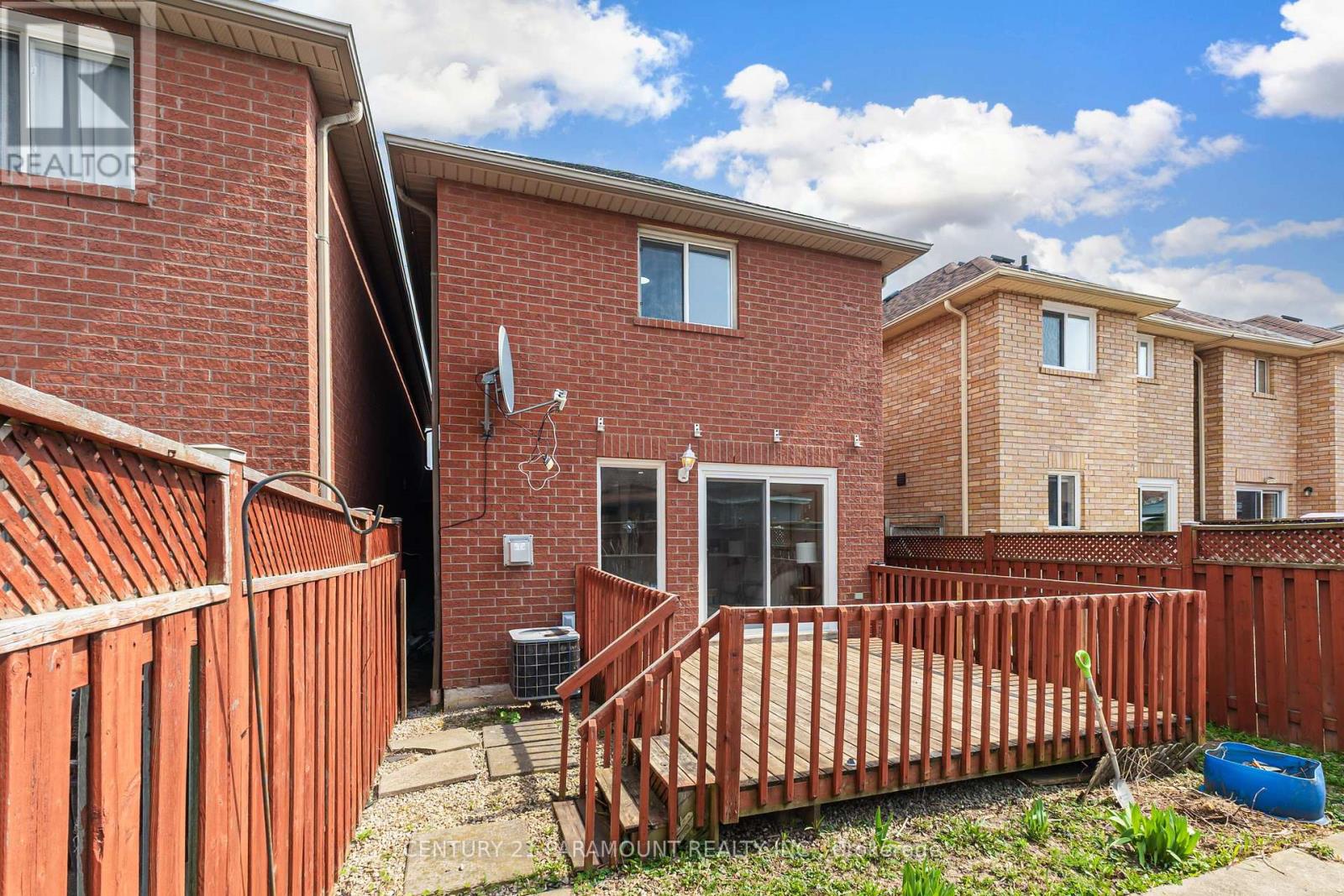 641 MACBETH HEIGHTS - 48
