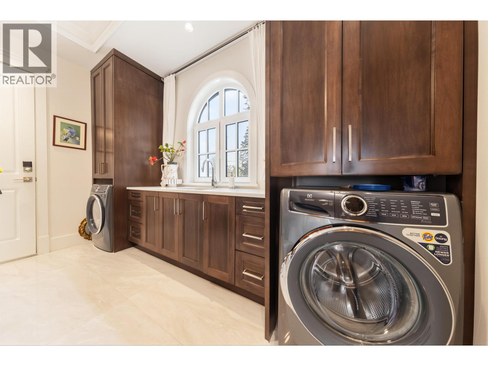 12320 NO. 3 Road, Richmond