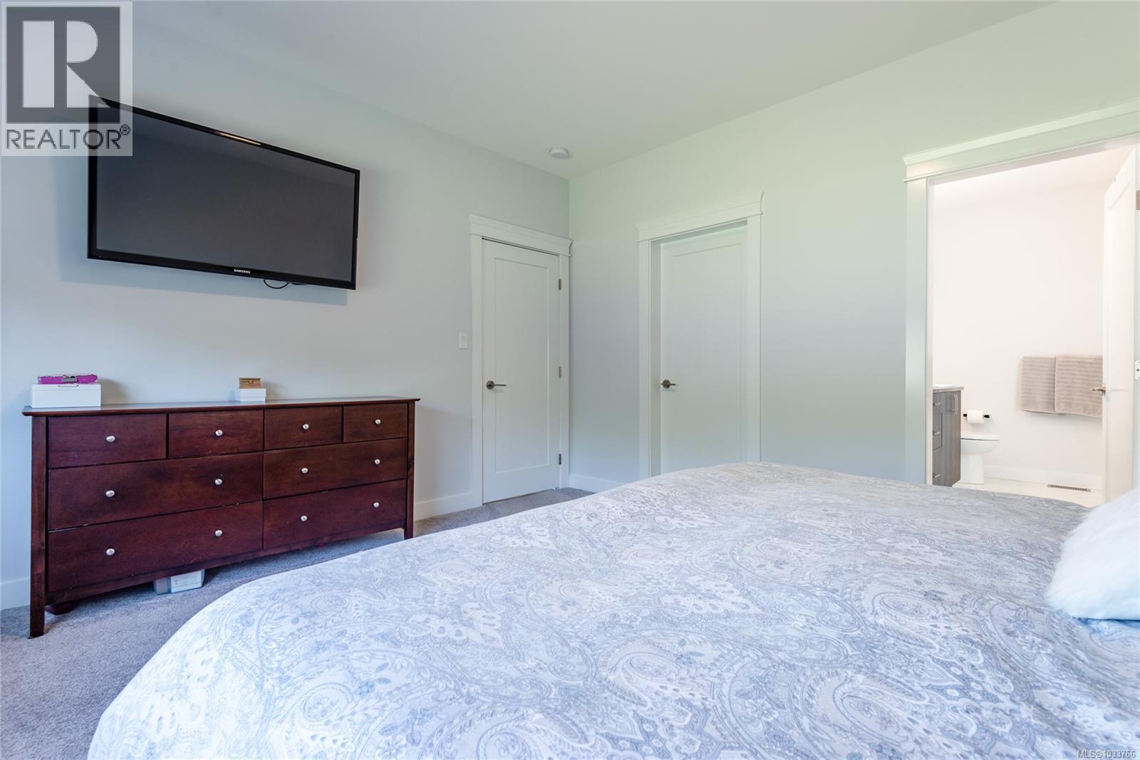 #2 2161 Evergreen Rd - 17