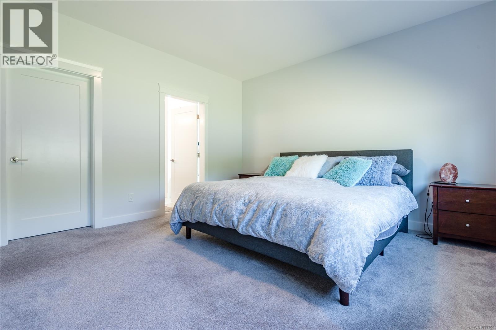 #2 2161 Evergreen Rd - 16