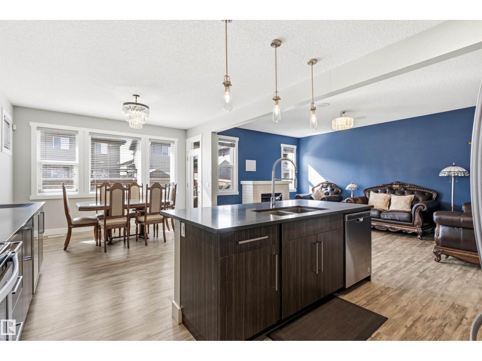 9812 224 ST NW, Edmonton