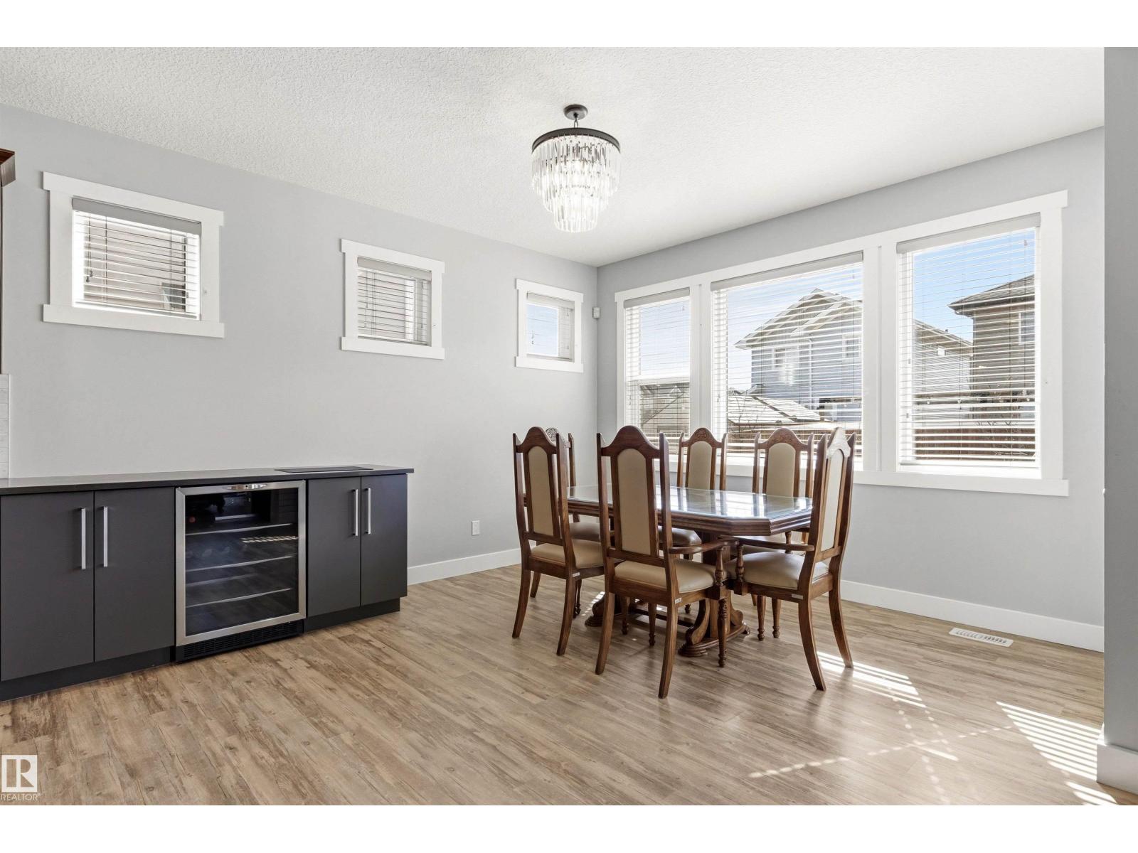 9812 224 ST NW, Edmonton