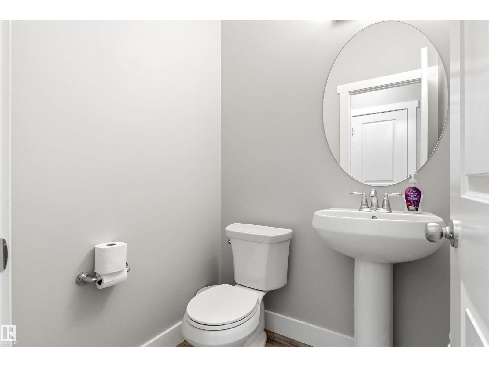 9812 224 ST NW, Edmonton