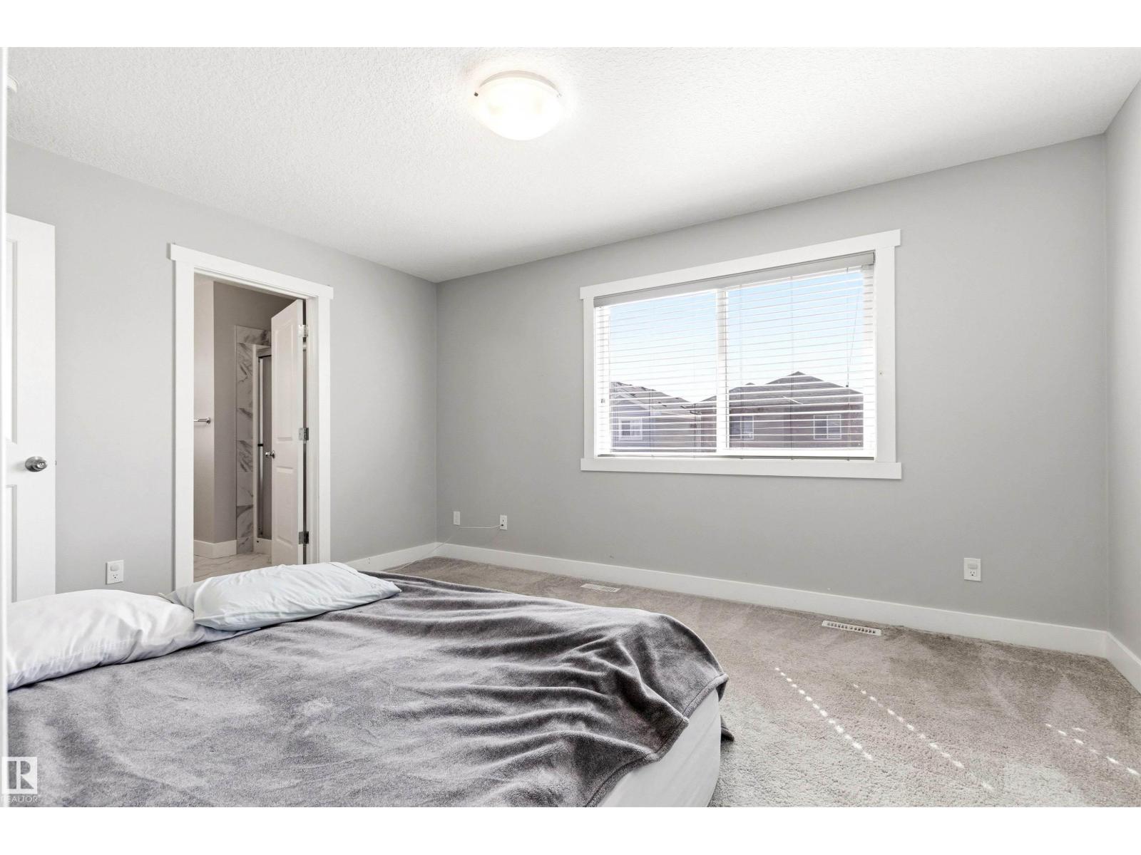 9812 224 ST NW, Edmonton