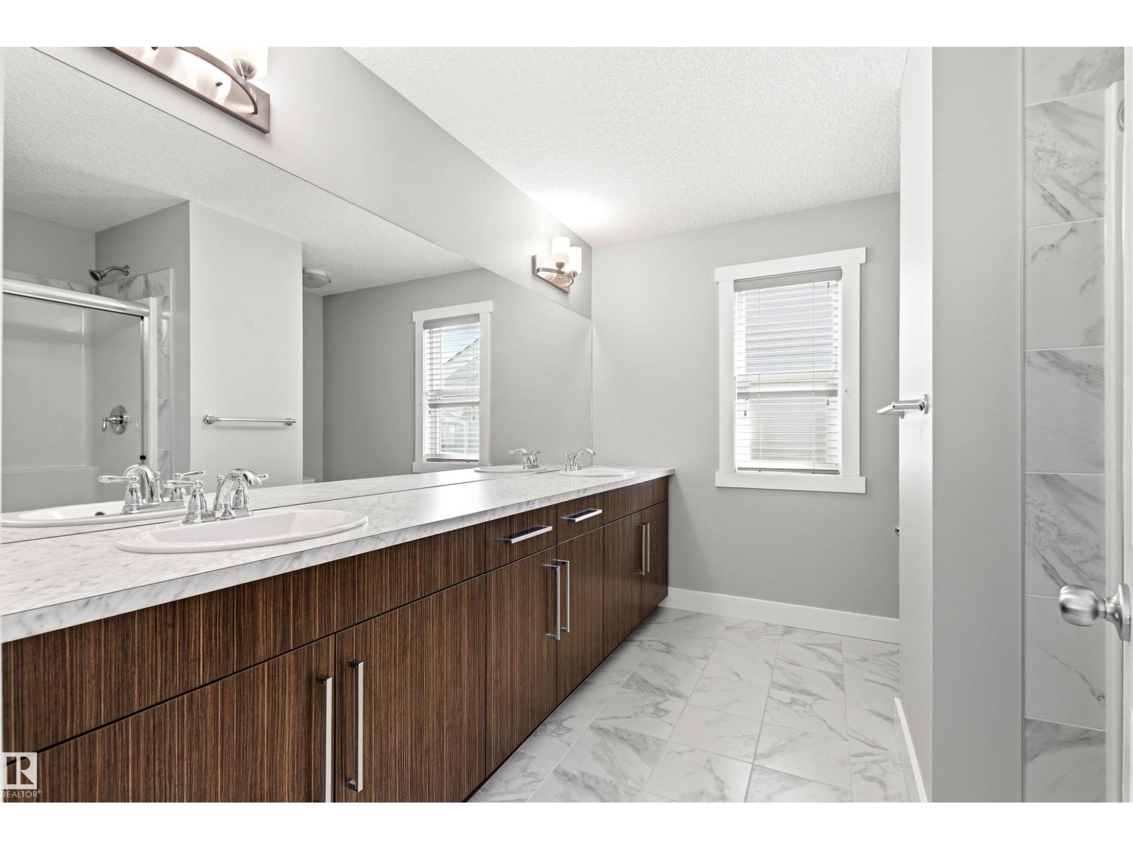 9812 224 ST NW, Edmonton