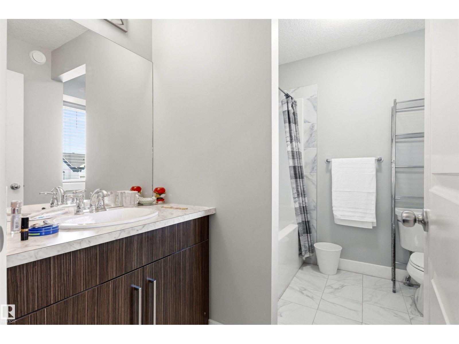 9812 224 ST NW, Edmonton