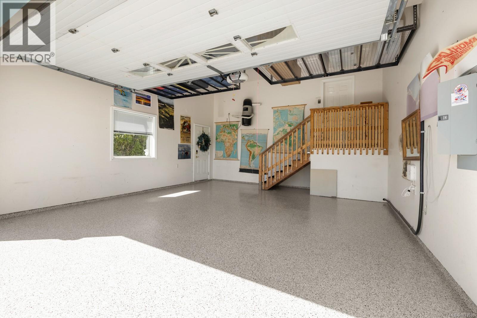515 Louise Rd, Ladysmith