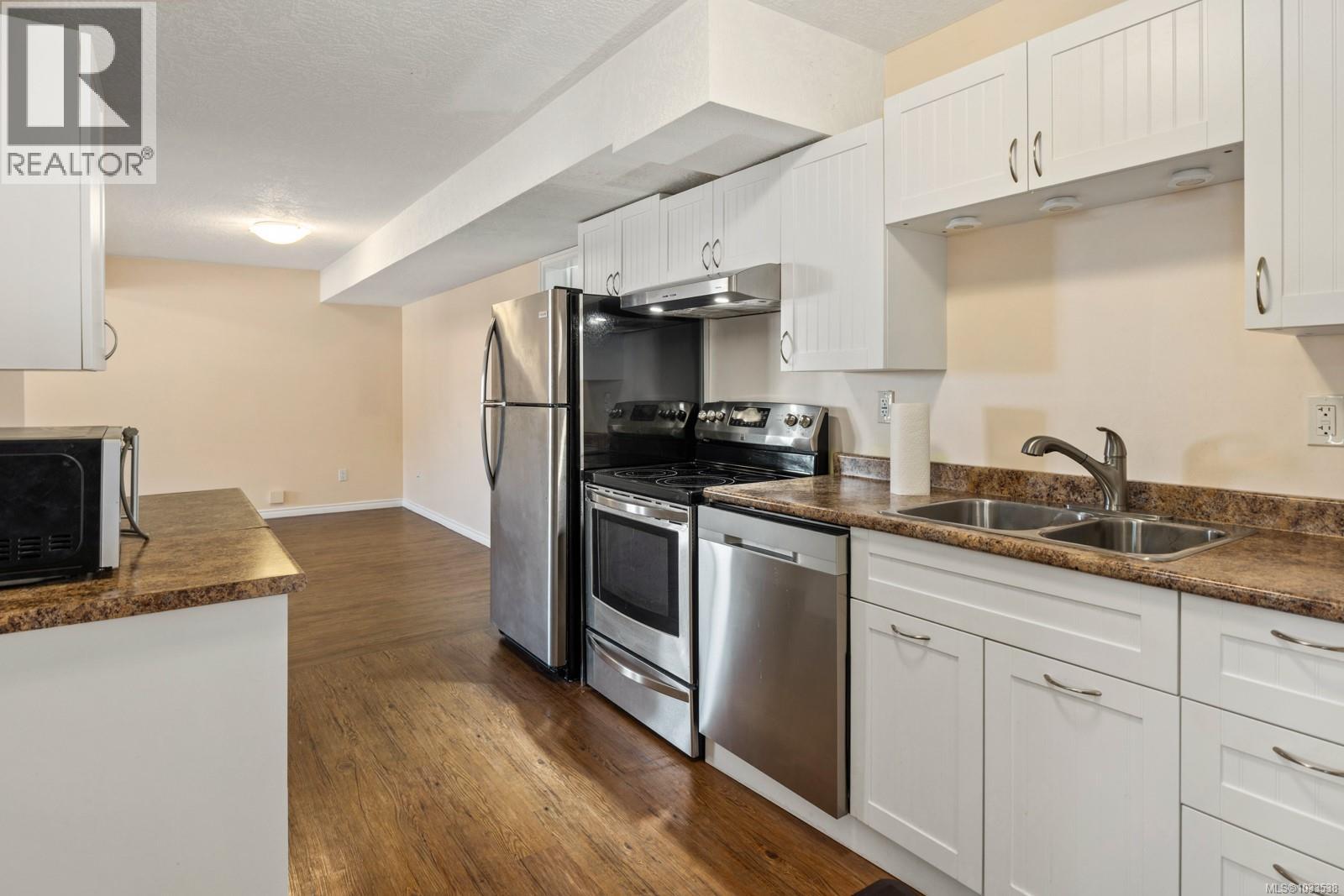 515 Louise Rd, Ladysmith