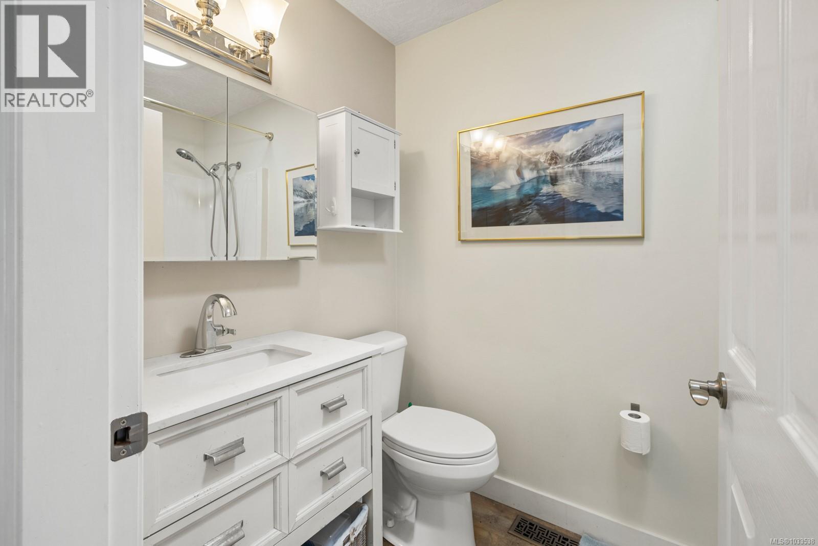 515 Louise Rd, Ladysmith