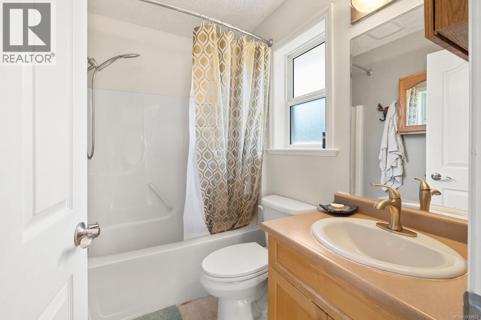 515 Louise Rd, Ladysmith