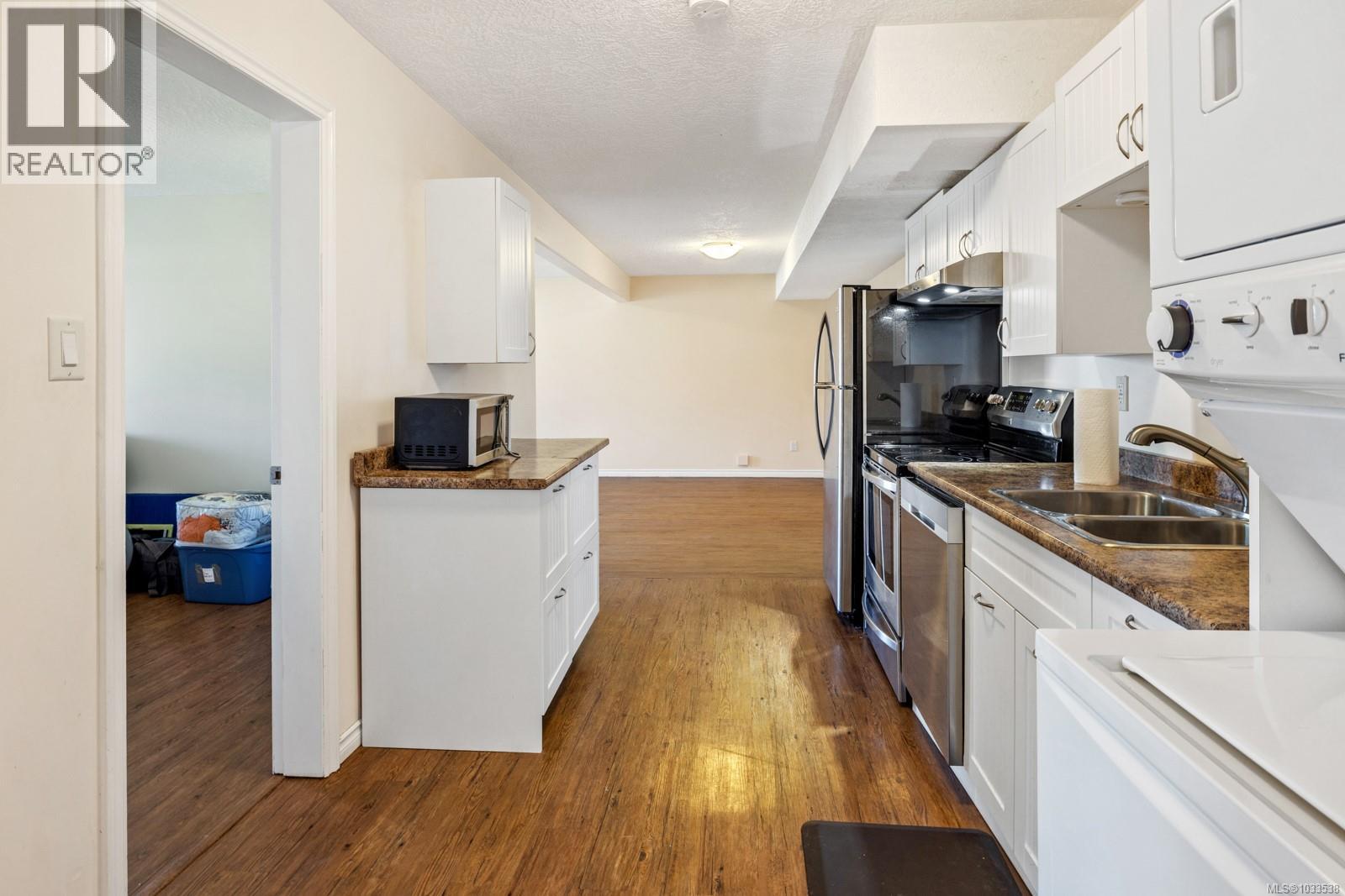 515 Louise Rd, Ladysmith