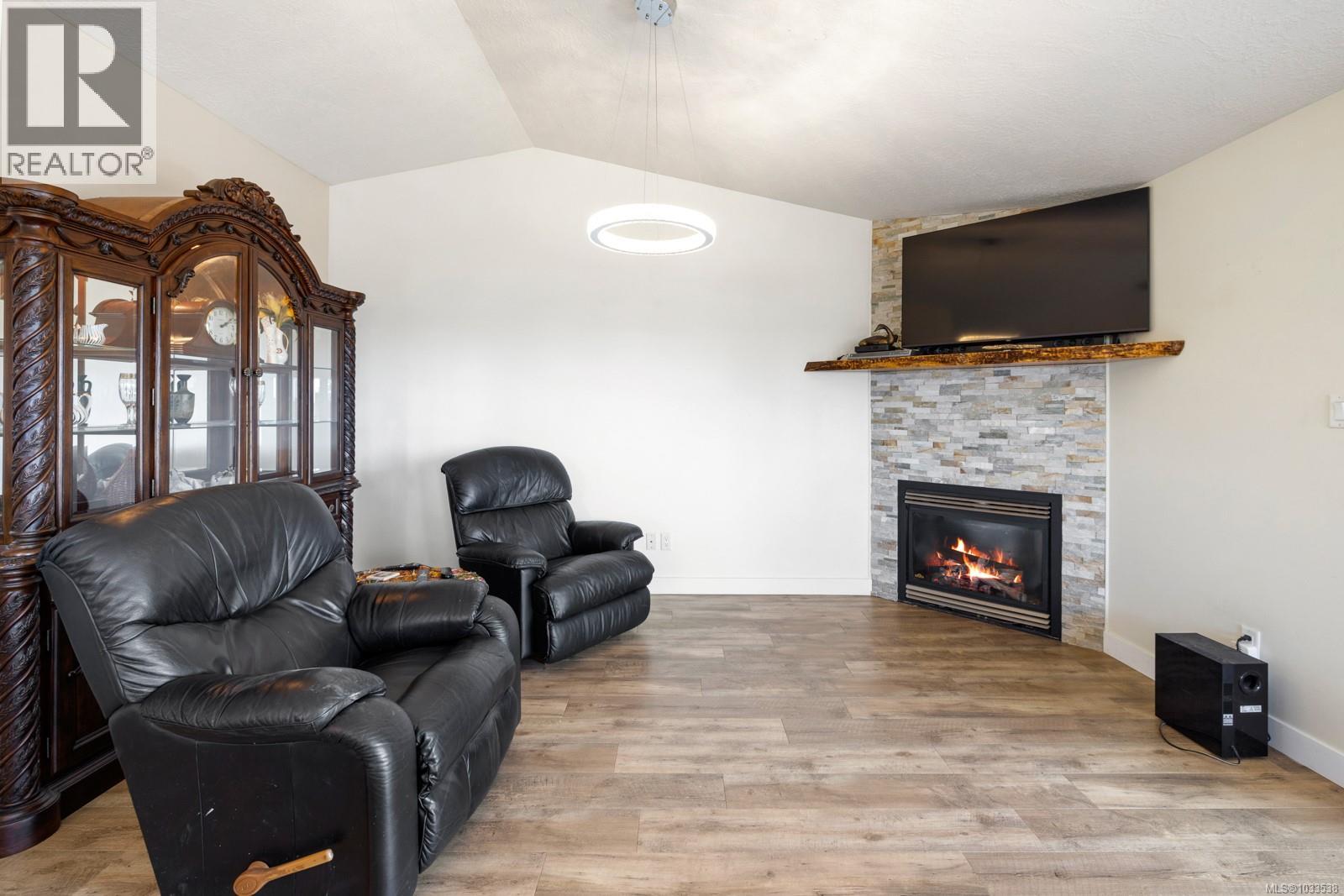515 Louise Rd, Ladysmith