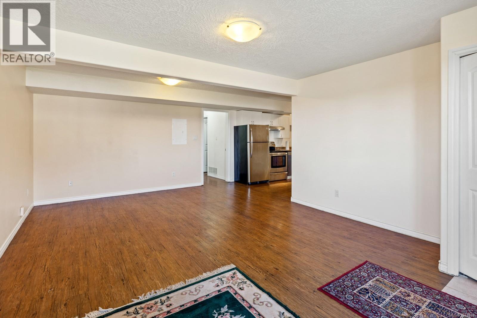 515 Louise Rd, Ladysmith