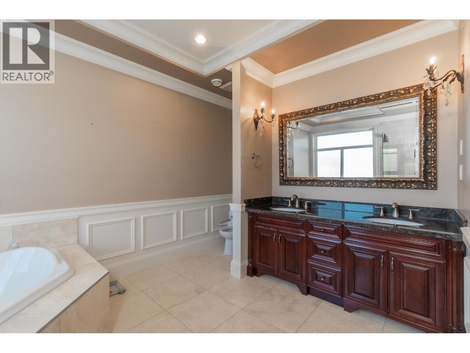5 Bed, 5 Bath House for Sale in Richmond – 3231 WARDMORE PLACE, Richmond – MLS# R3117084 - Image 17