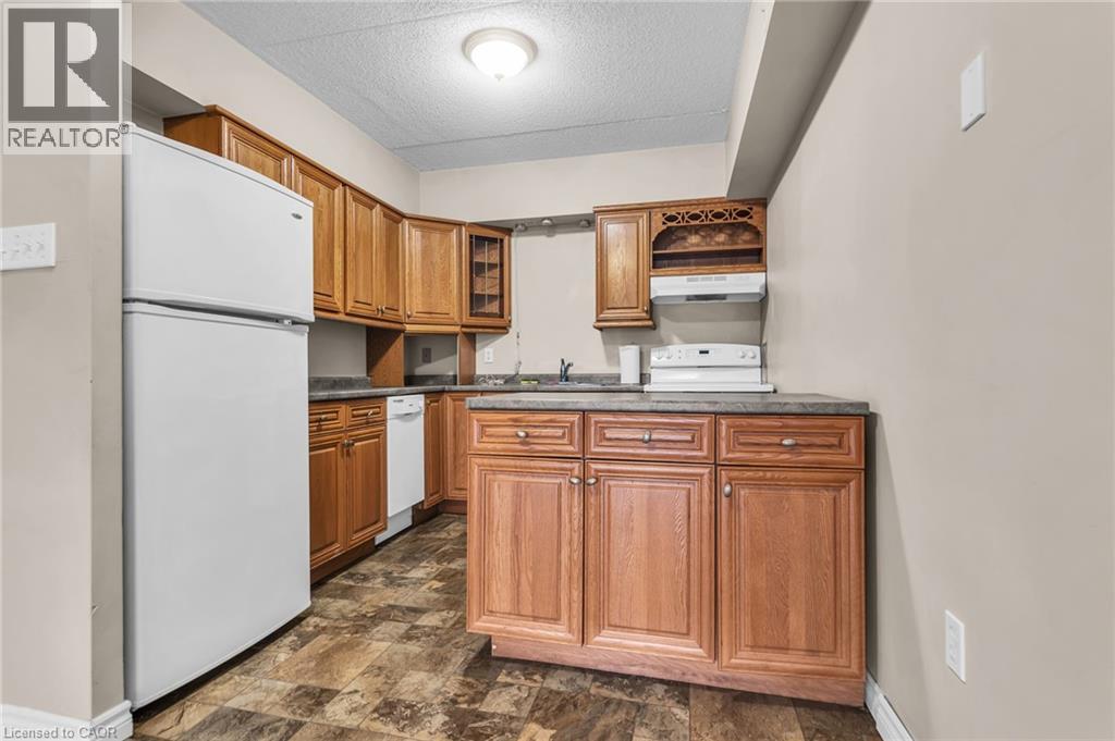 163 FERGUSON Drive Unit# 302, Woodstock, Ontario, N4V1B1 — Photo 12