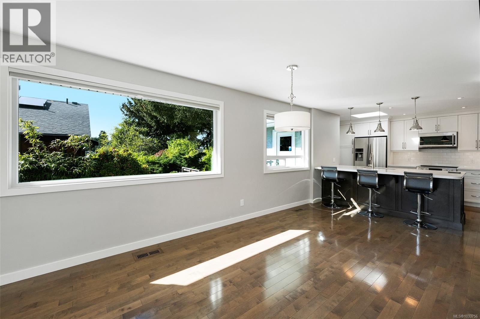 4474 Torquay Dr - 17