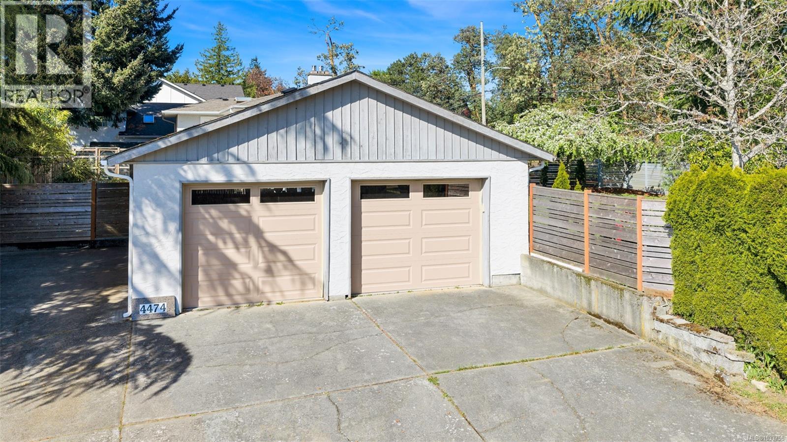 4474 Torquay Dr - 30