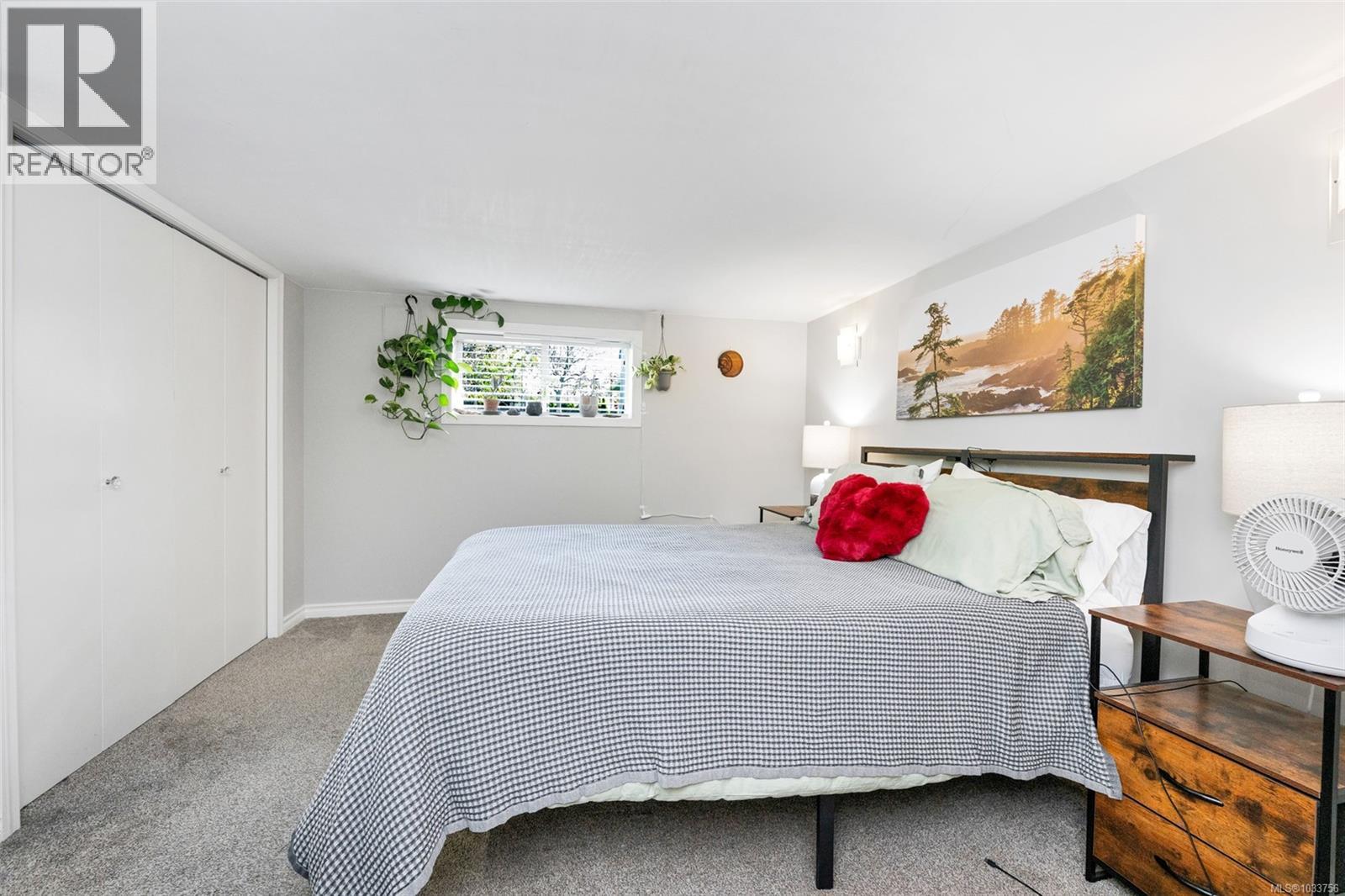 4474 Torquay Dr - 41