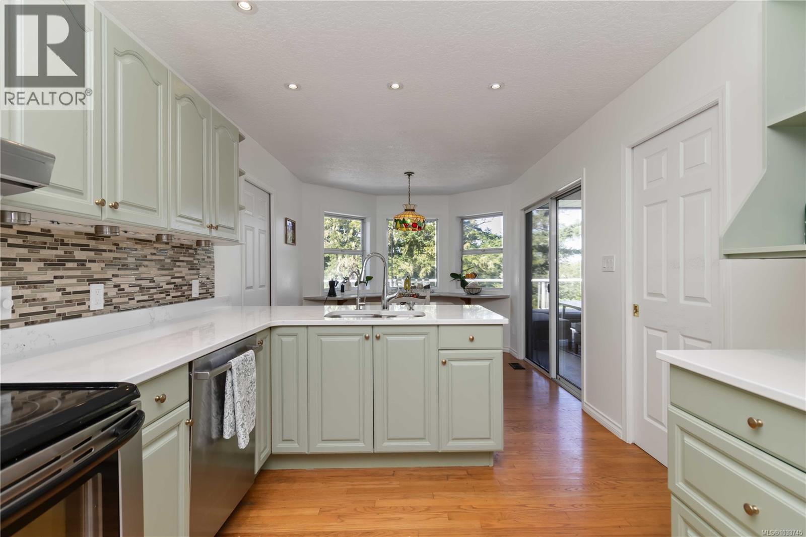 646 Cains Way, Sooke