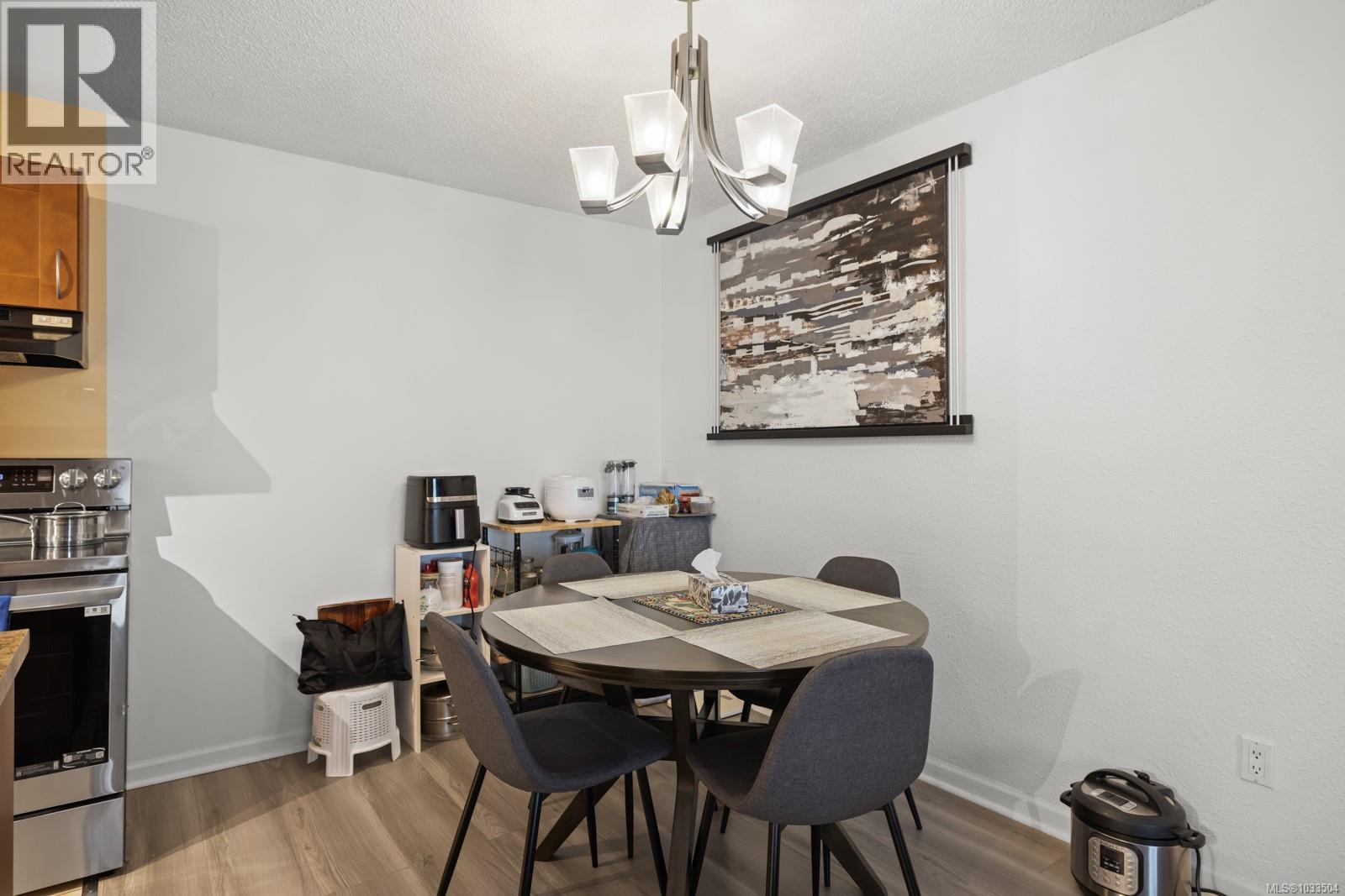 #215 3255 Glasgow Ave - 6