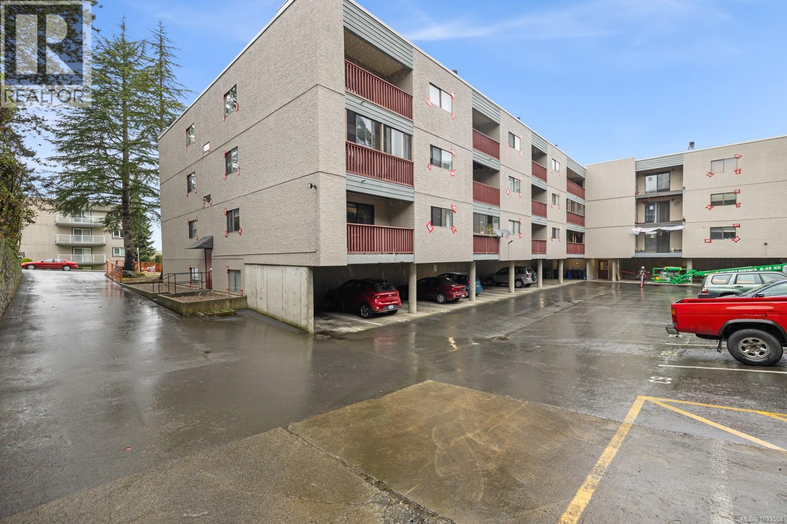 #215 3255 Glasgow Ave - 8