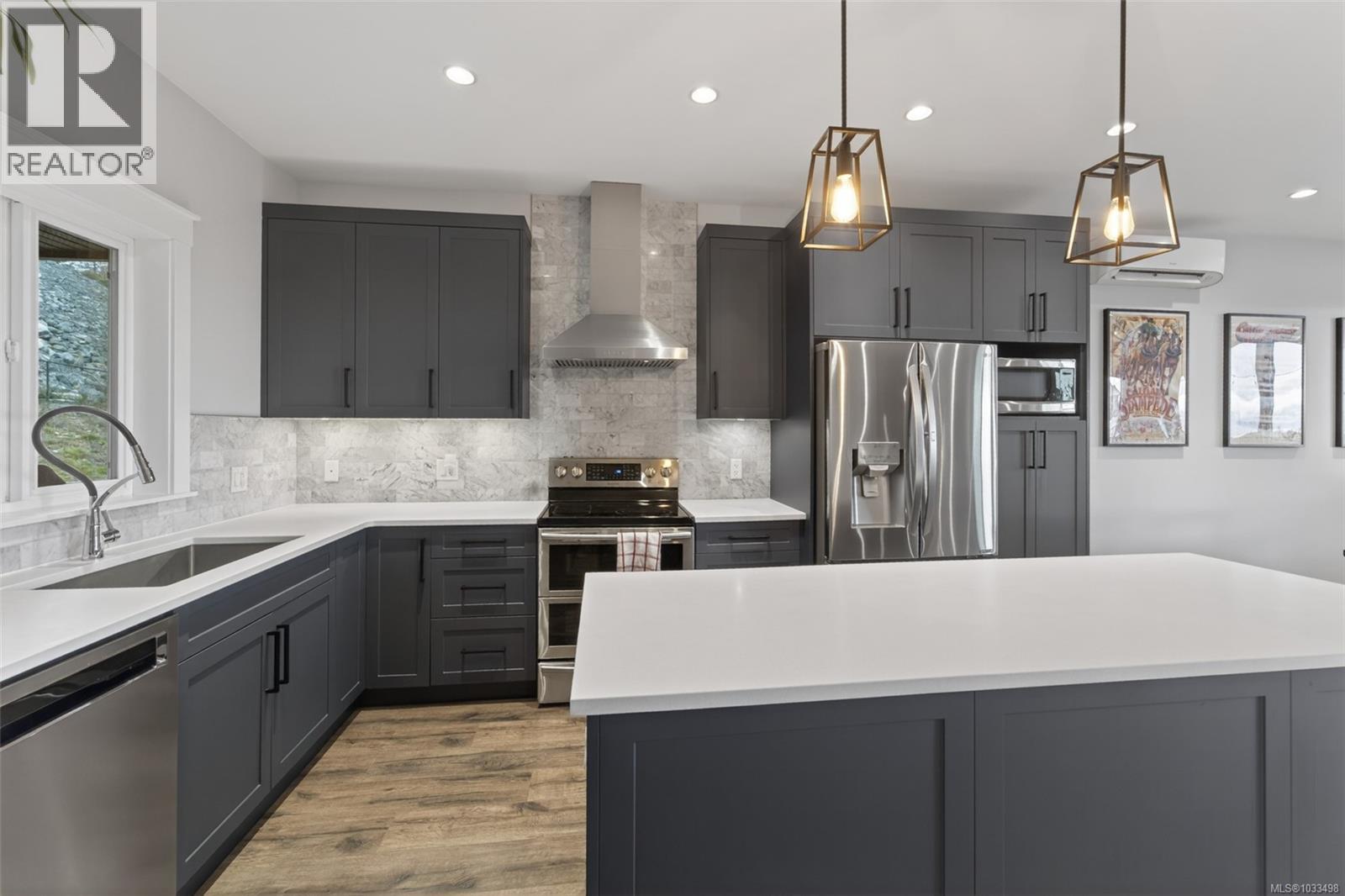 6350 Riverstone Dr, Sooke