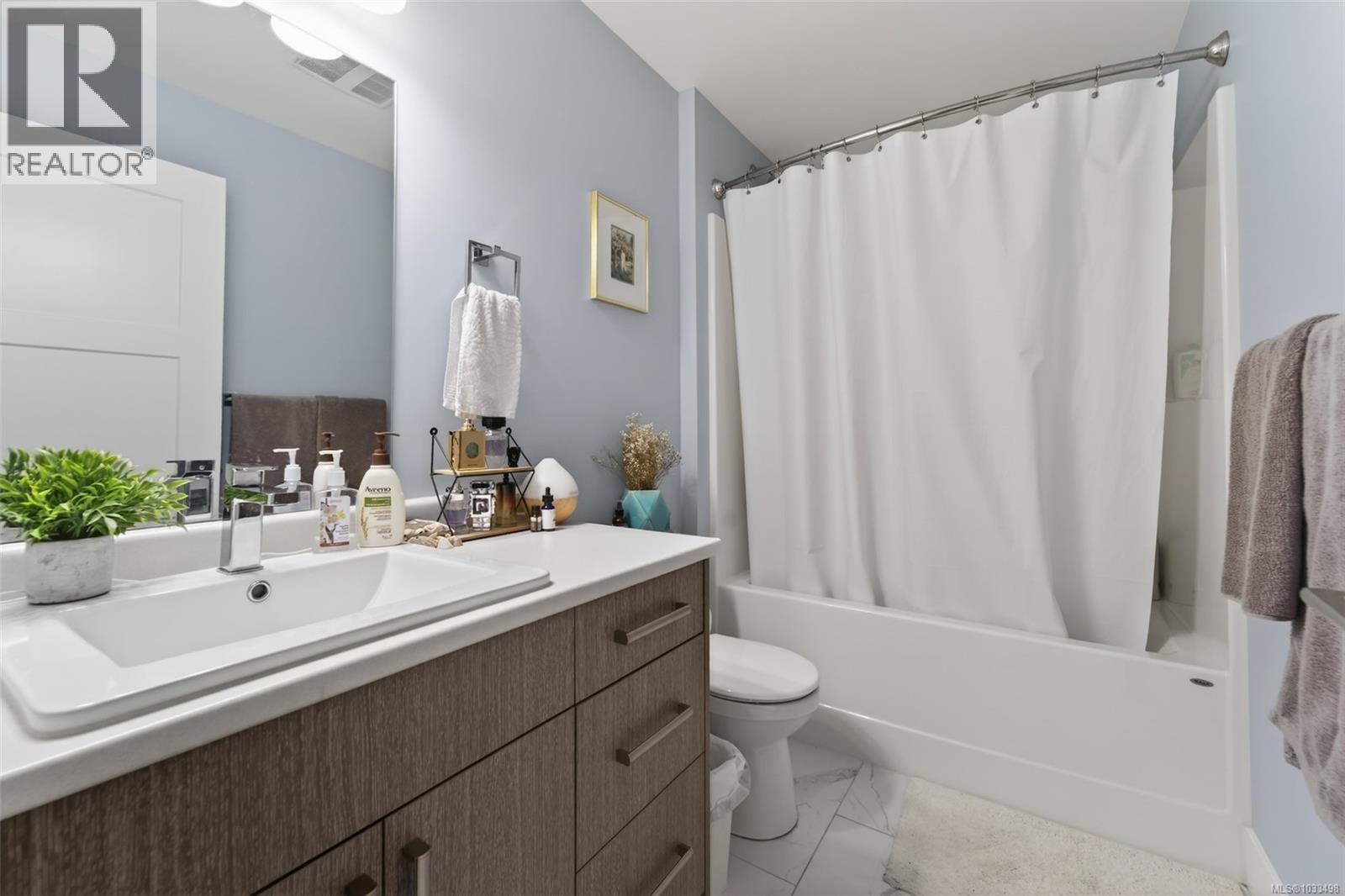 6350 Riverstone Dr, Sooke