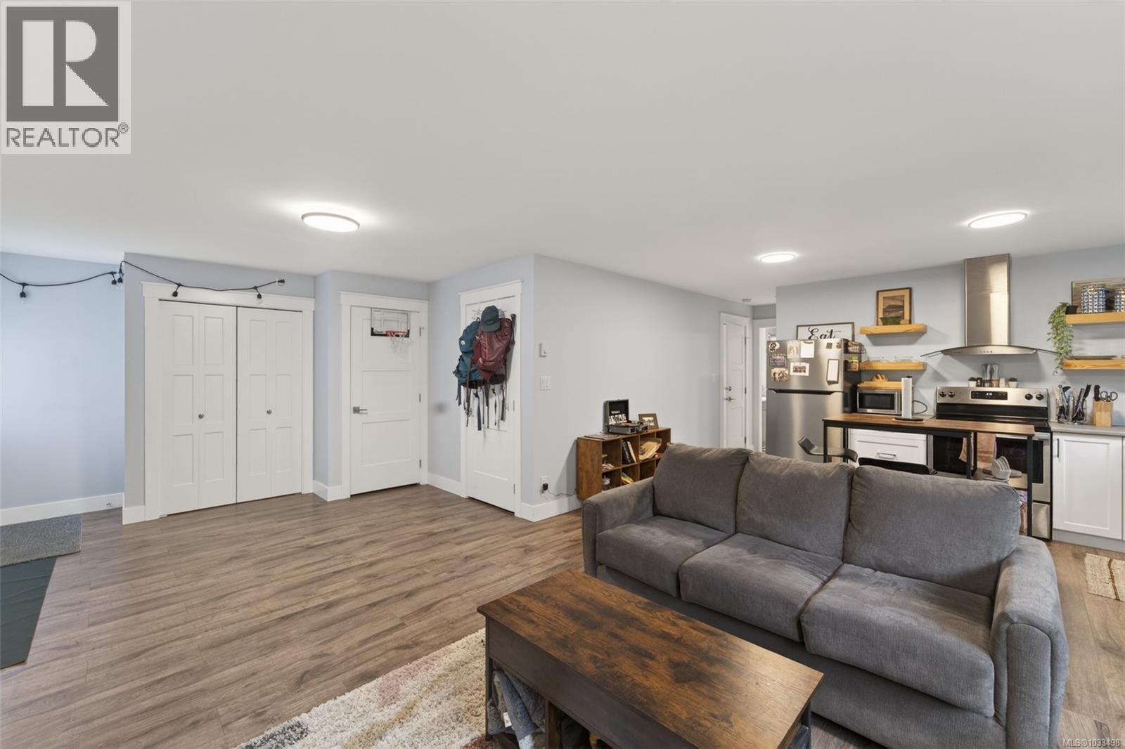 6350 Riverstone Dr, Sooke