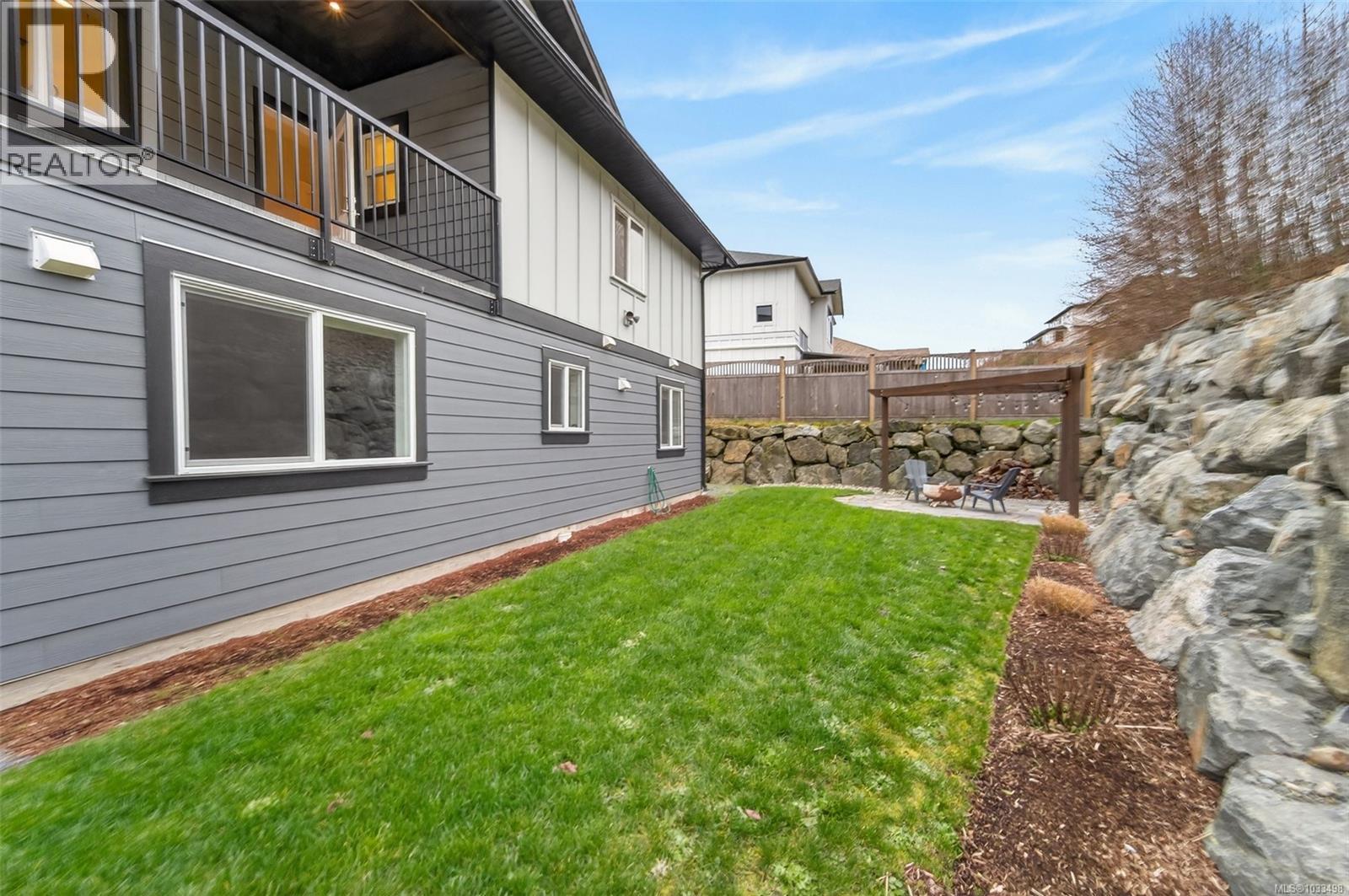 6350 Riverstone Dr, Sooke