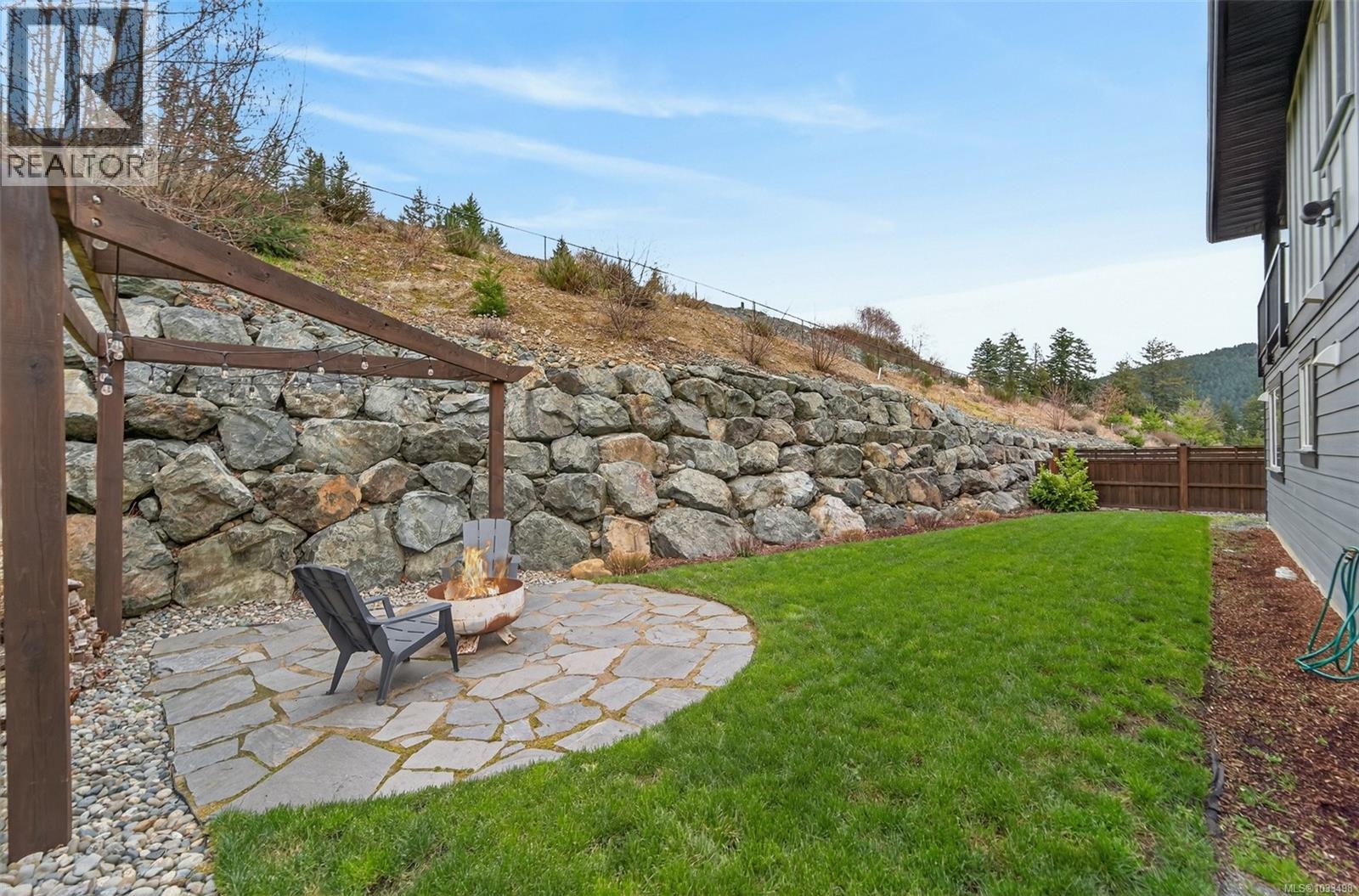 6350 Riverstone Dr, Sooke