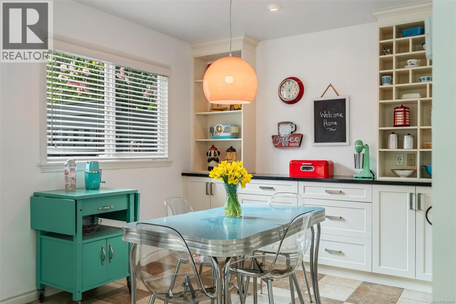 48 Falstaff Pl, View Royal