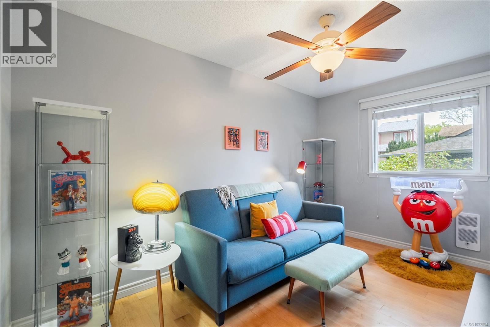 48 Falstaff Pl, View Royal