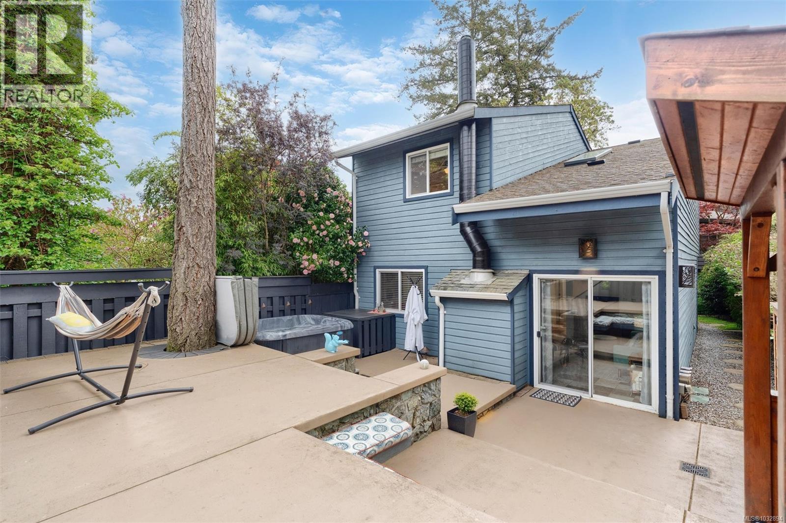 48 Falstaff Pl, View Royal