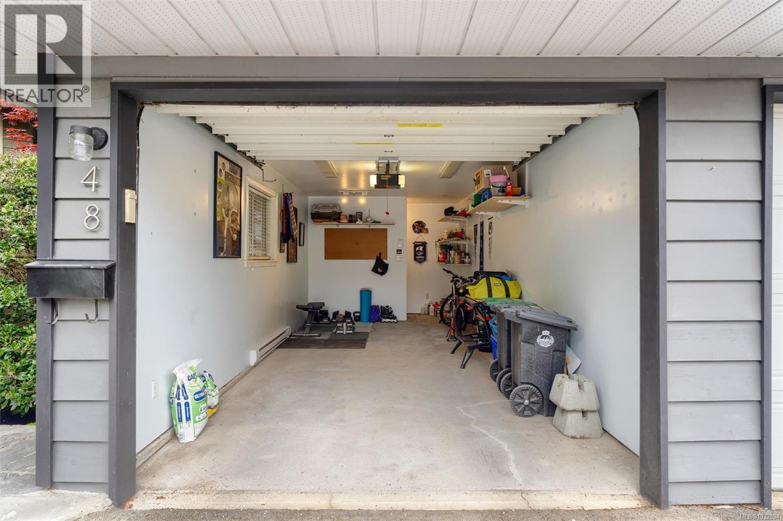 48 Falstaff Pl, View Royal