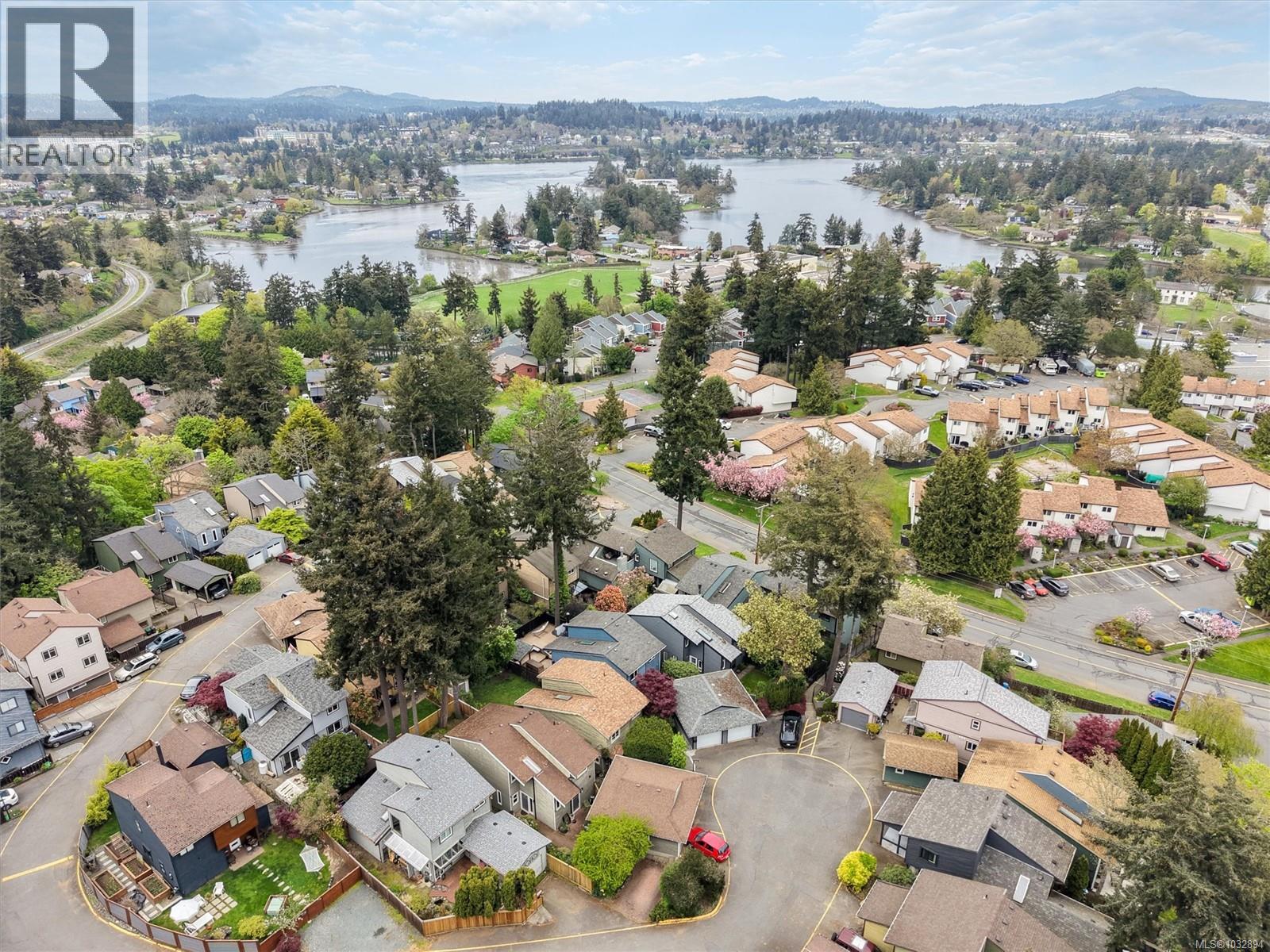 48 Falstaff Pl, View Royal