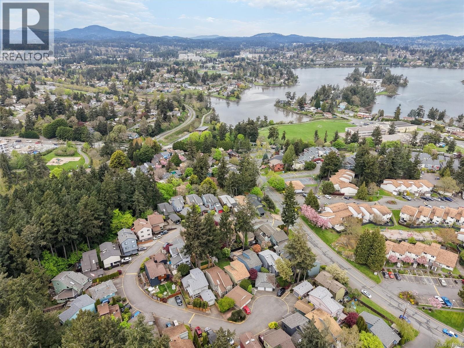 48 Falstaff Pl, View Royal